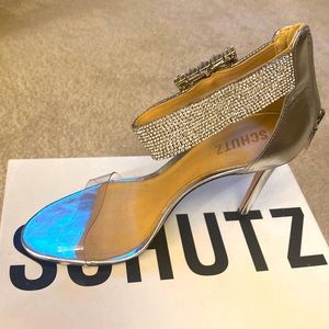 Schultz heel. Never worn. Brand new.